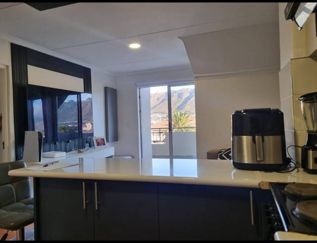 1 BEDROOM PROPERTY TO RENT IN GORDONS BAY